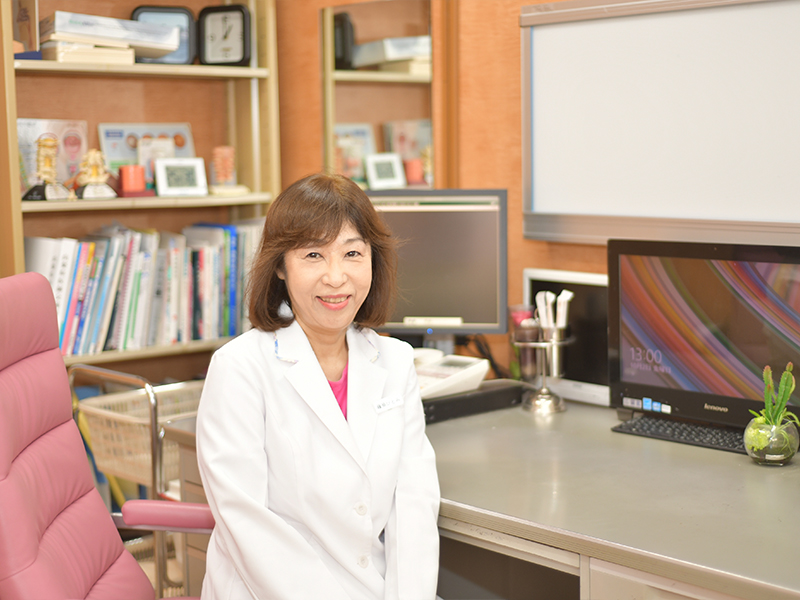 医師 藤原 ひとみ